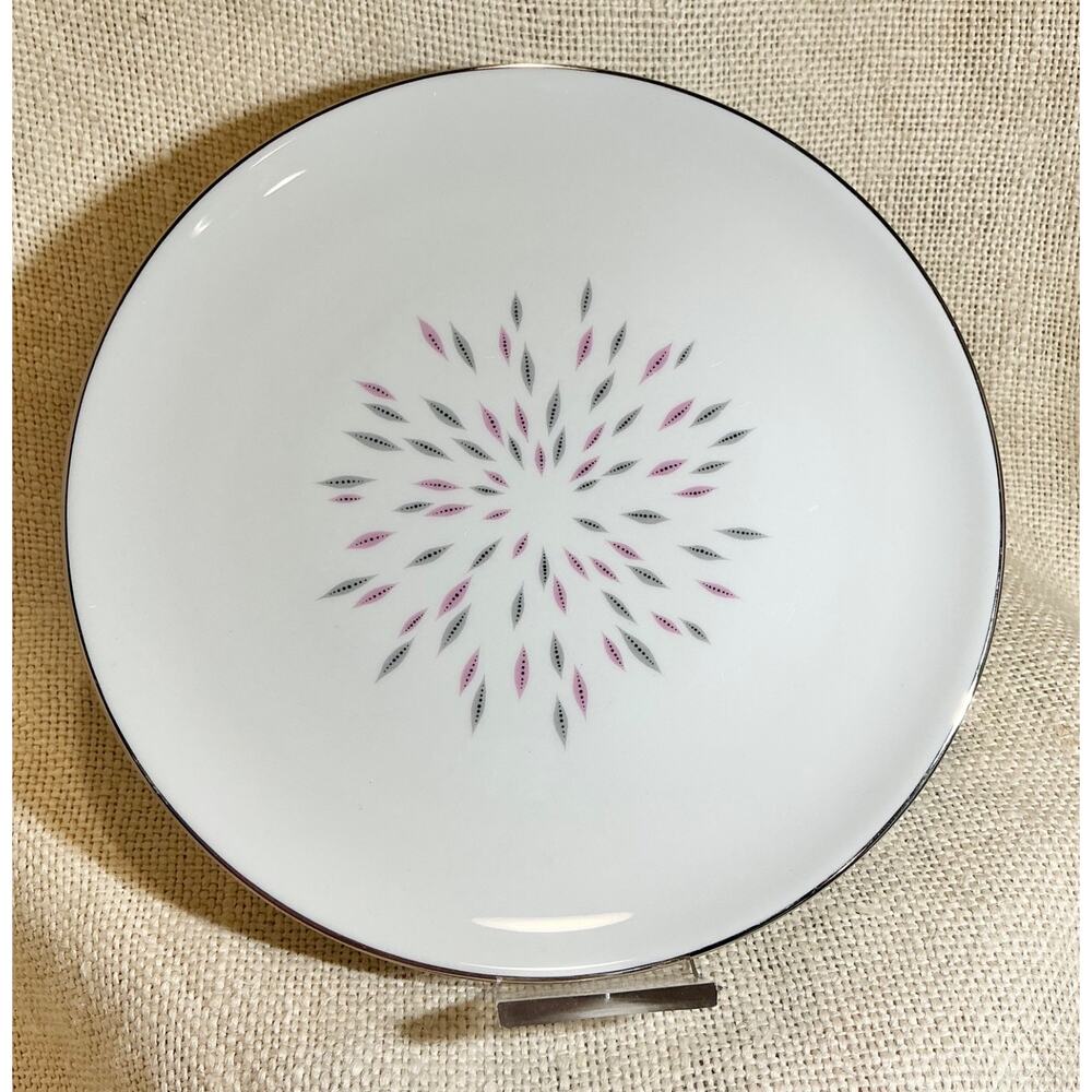 ROYAL JACKSON Festival Parisienne 8 1/4 inch MCM pink gray petals salad plate